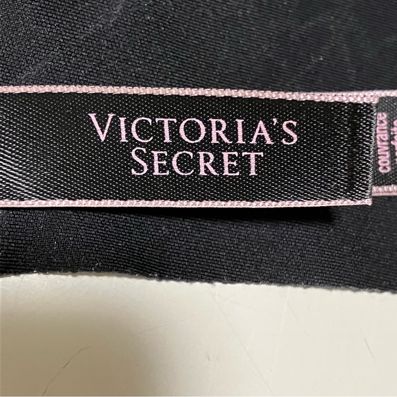 Victoria's Secret Lined Perfect Coverage Black Dotted Underwire 32DDD Bra - Picture 7 of 9